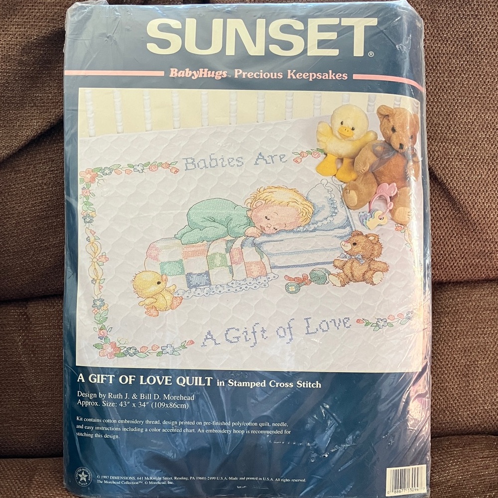 Sunset BabyHugs Precious Keepsakes Quilt - Multicolor